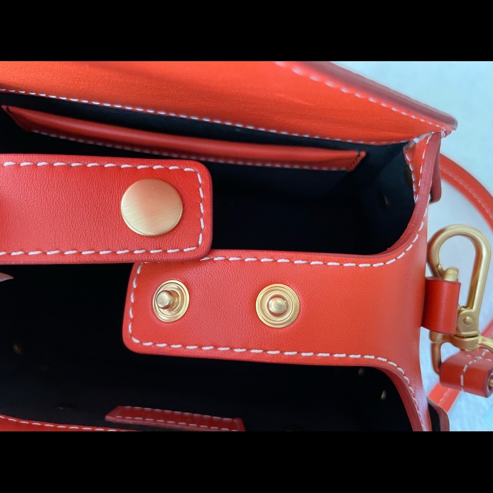 Paris based Belgian designer Cédric Charlier Made in Italy Runway bag Mint - Picture 10 of 12